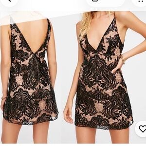 Free People Night Shimmer Mini Dress Black Nude Sequin Cocktail Size 6